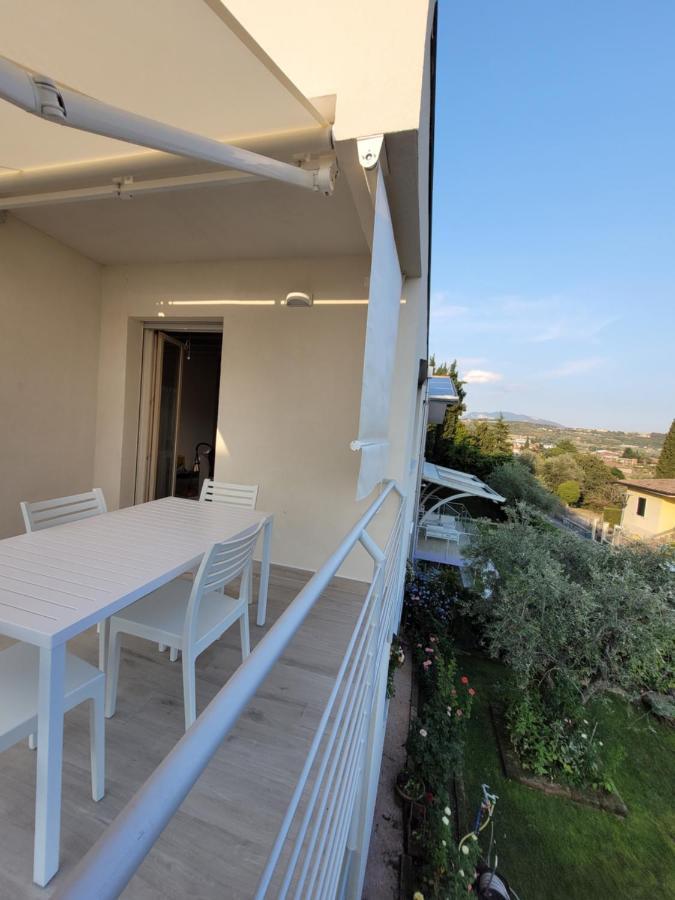 Garda View - Nuovo Appartamento Con Solarium Vista Lago Экстерьер фото